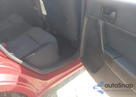 2010 Ford Focus Se из США, поврежденный, VIN 1FAHP3FNXAW253849